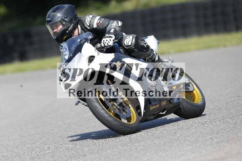 /44 09.08.2025 Plüss Moto Sport ADR/Freies Fahren/559